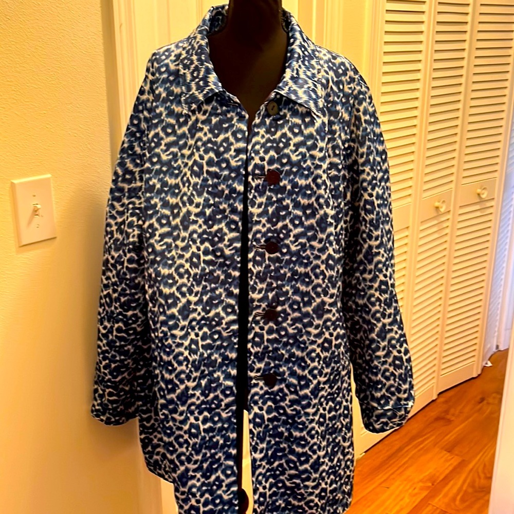 Dennis by Dennis Basso fully reversible rain trench coat